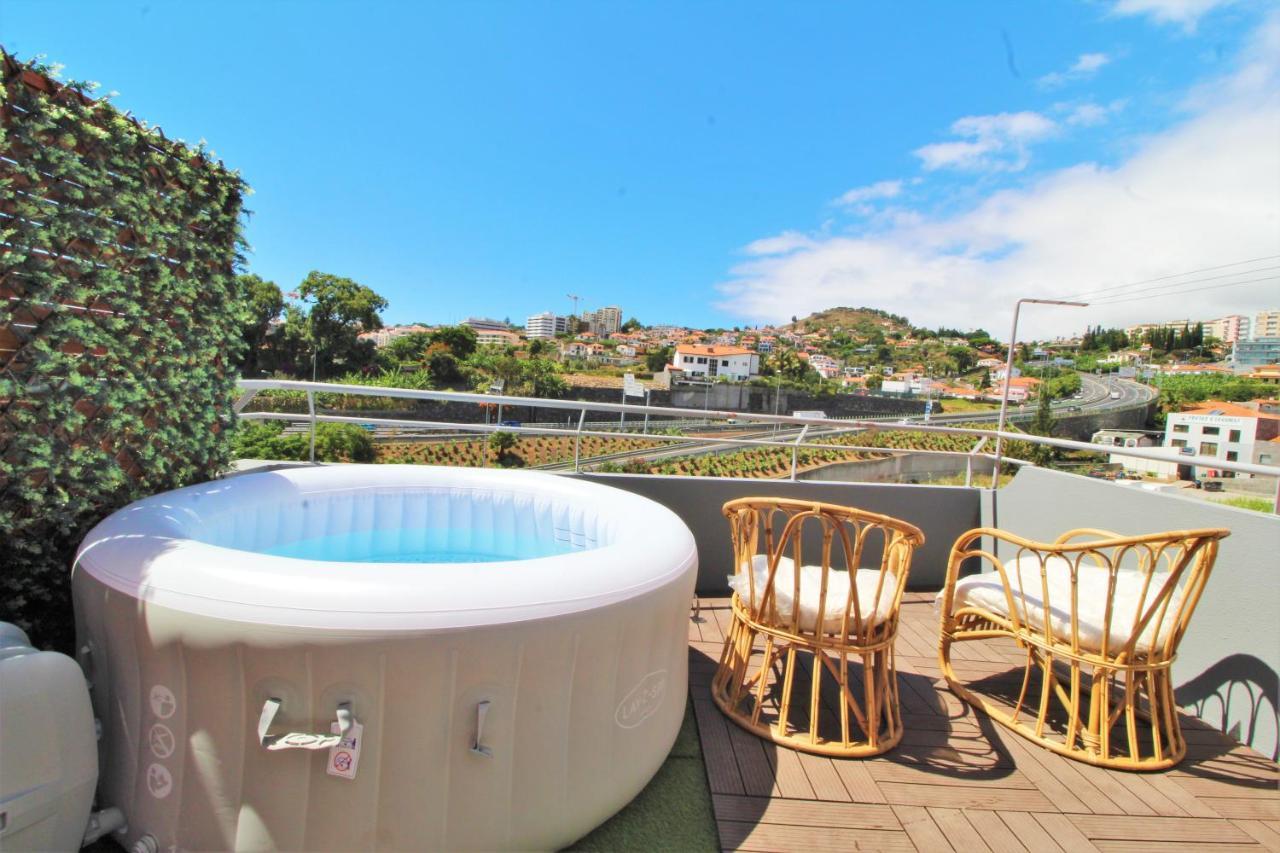 פונשל Sunny House Few Minutes From City Center מראה חיצוני תמונה